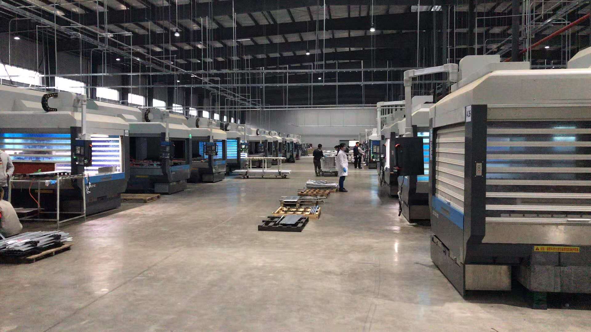 50 units of Shenzhen precision carving/large non-standard precision carving machines have been shipped, and the after-sales personnel have debugged them in place. The customer has successfully produce